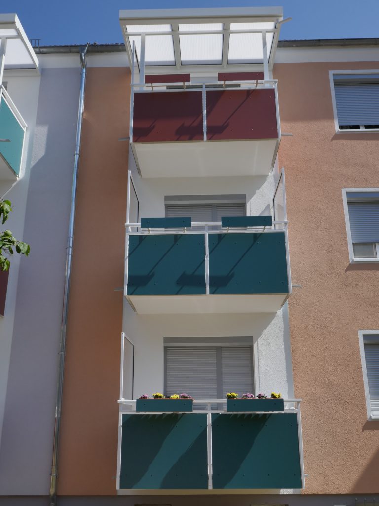 Stahlgeländer mit Trespa