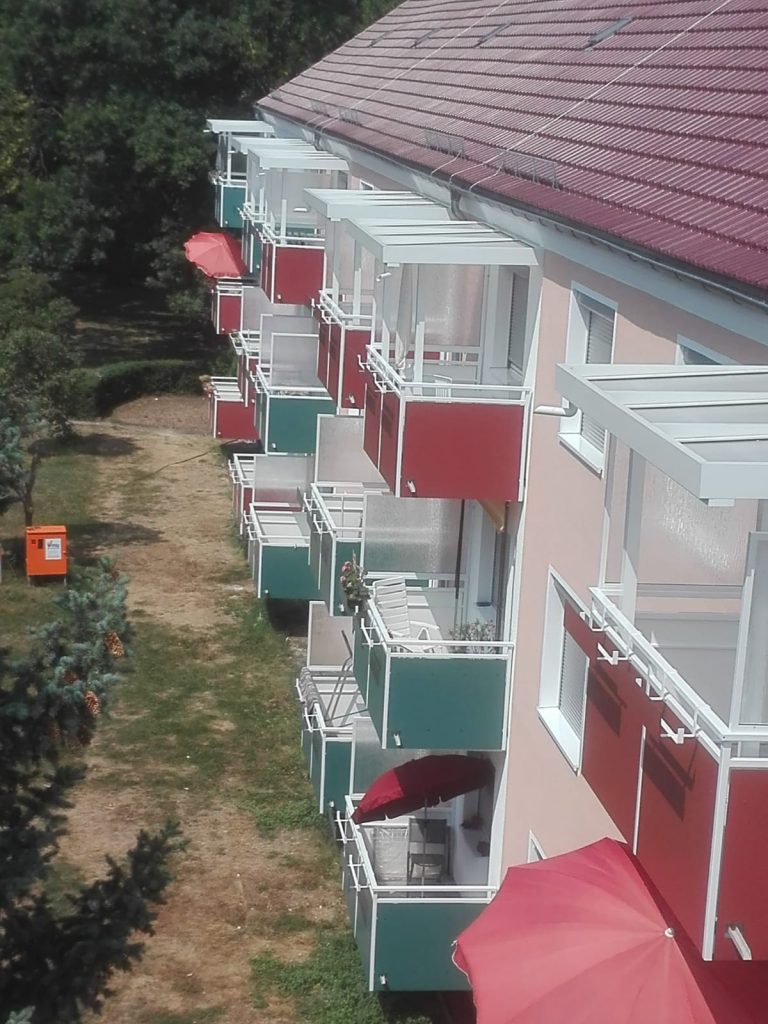 Stahlgeländer mit Trespa