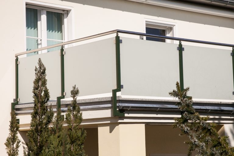 Stahl Milchglas Geländer