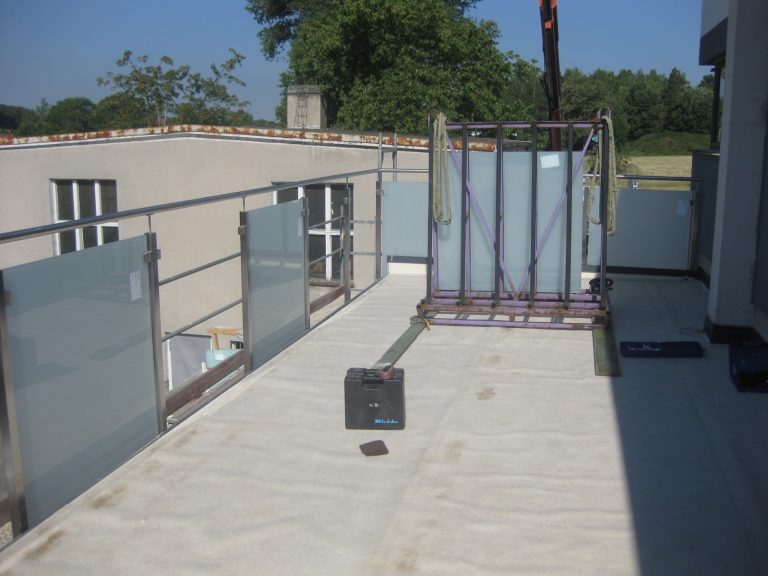 Edelstahlgeländer Milchglas